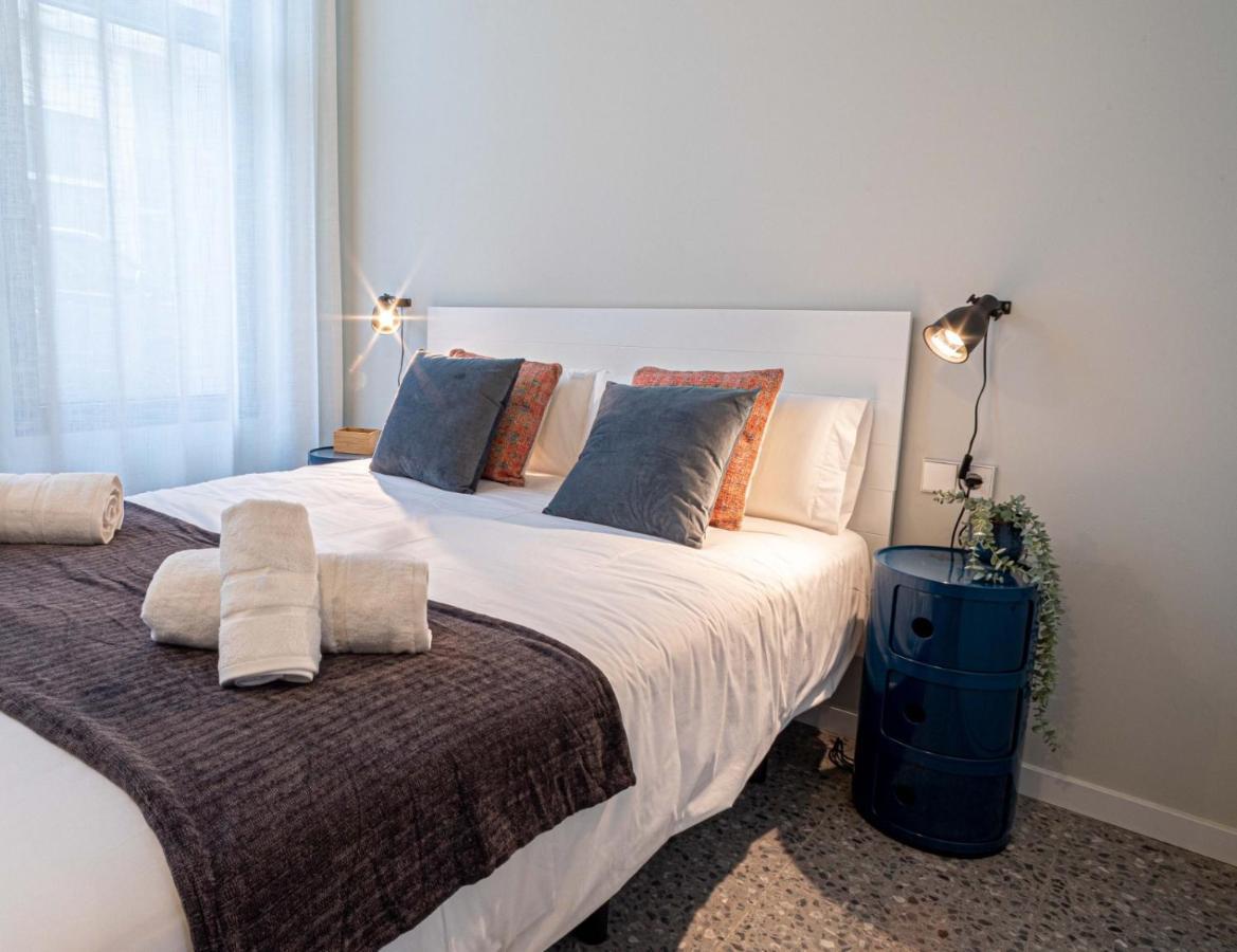 Barcelona Touch Apartments - Rosich L'Hospitalet de Llobregat Exteriör bild