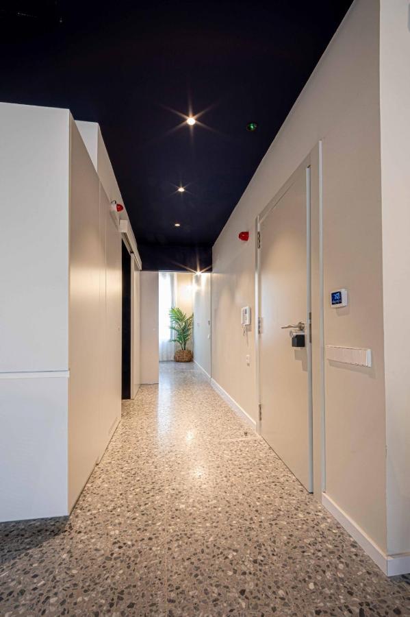 Barcelona Touch Apartments - Rosich L'Hospitalet de Llobregat Exteriör bild